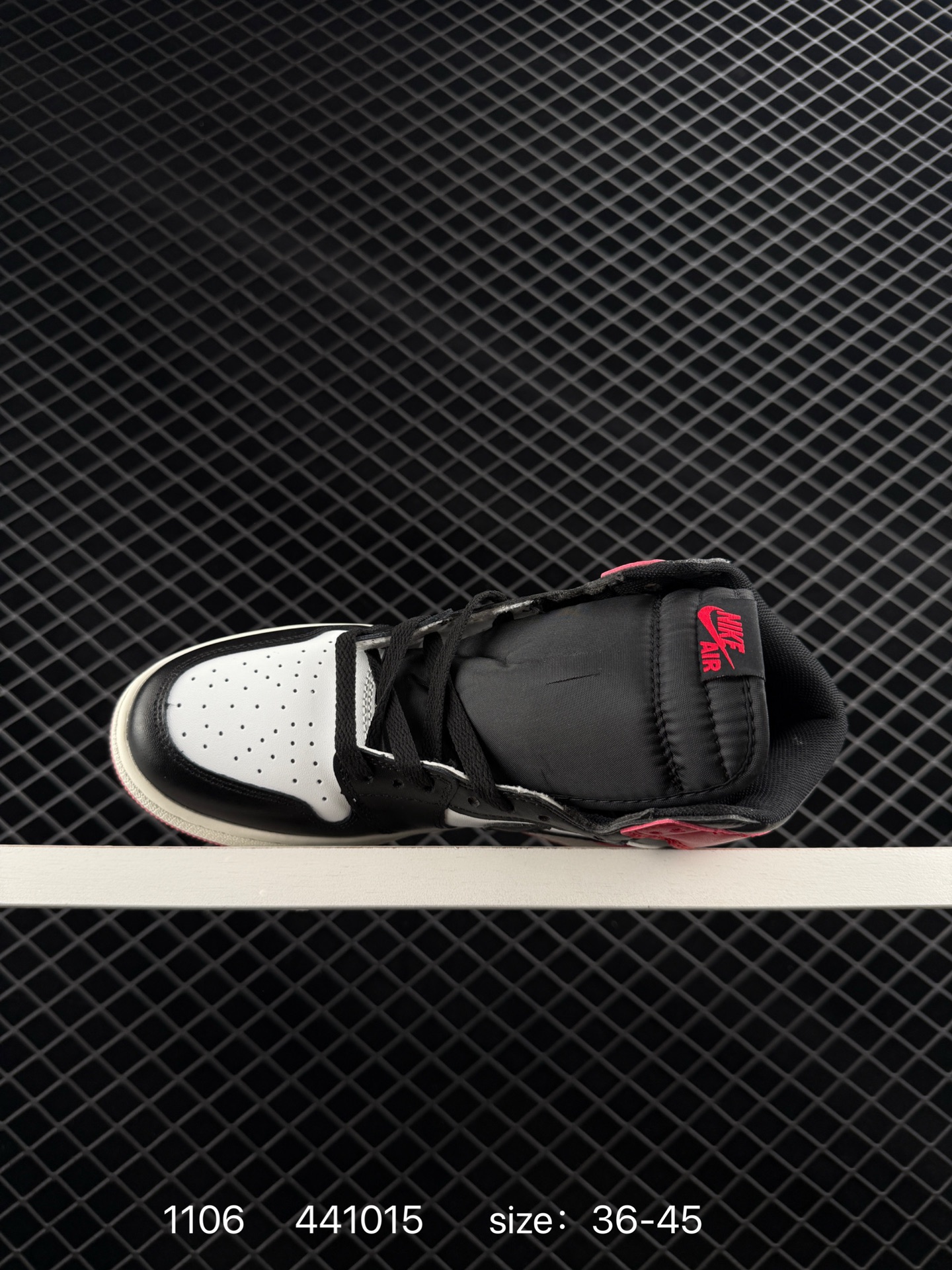 NIKE Air Jordan 1 Retro Mid AJ1